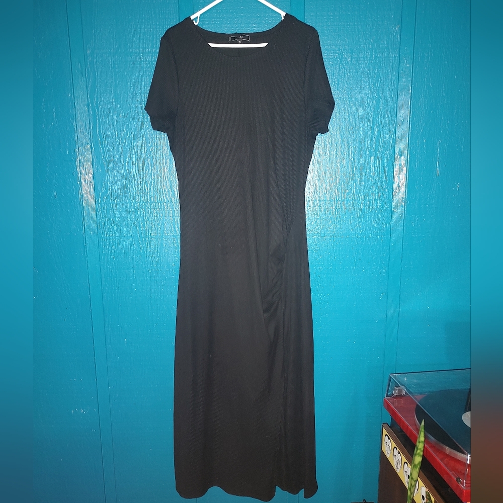 Vibe Black Maxi Dress Size 2X